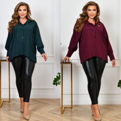 Блуза жіноча, від 52 до 66 р, вільного силуету із софту, декорована мереживом