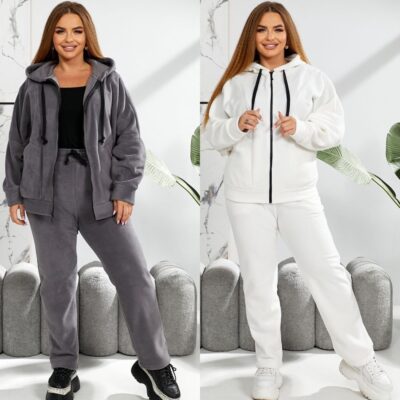 Костюм жіночий, від 50 до 60 р, теплий двосторонній фліс, з капюшоном