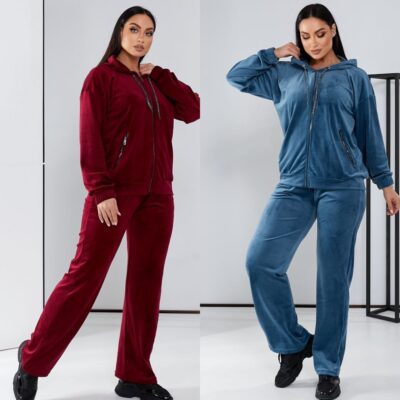 Костюм жіночий, від 48 до 58р, велюровий, з капюшоном